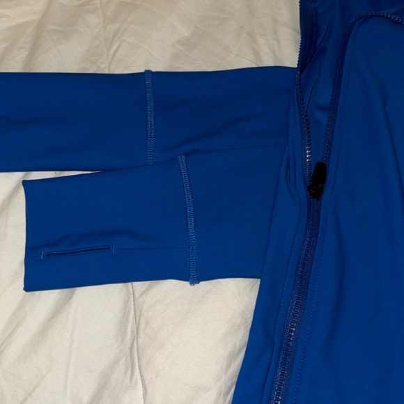 Xersion performance wear Small regular fit lightweight jacket - Picture 9 of 9